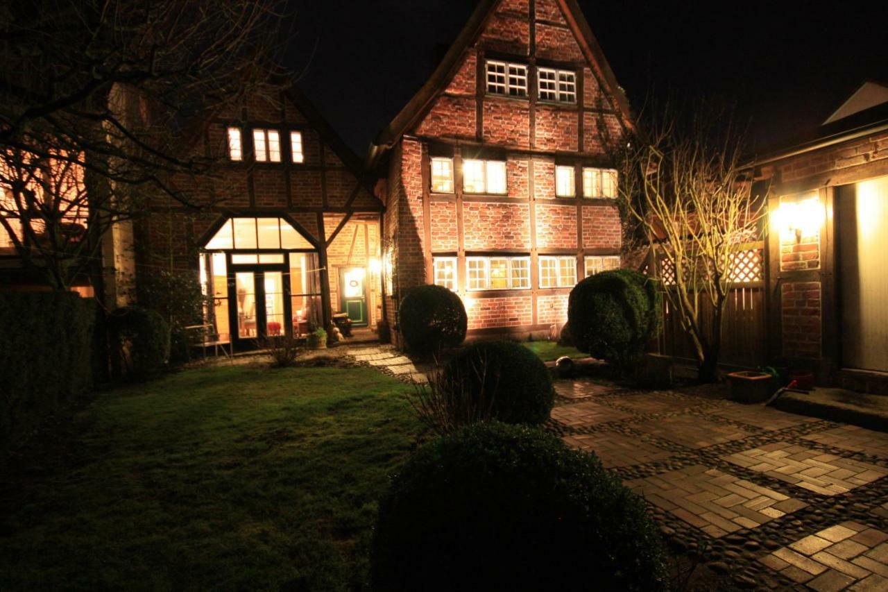 Gaestehaus Altstadtzauber ลือเนอบวร์ก ภายนอก รูปภาพ